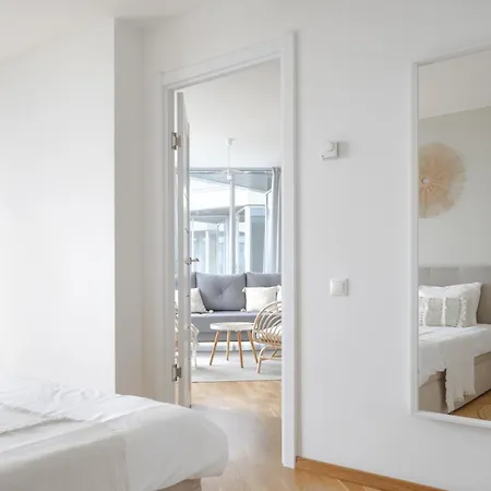 Just Apartment *